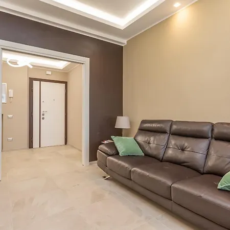 2-bedroom Retreat Near Metro & Parks Rome