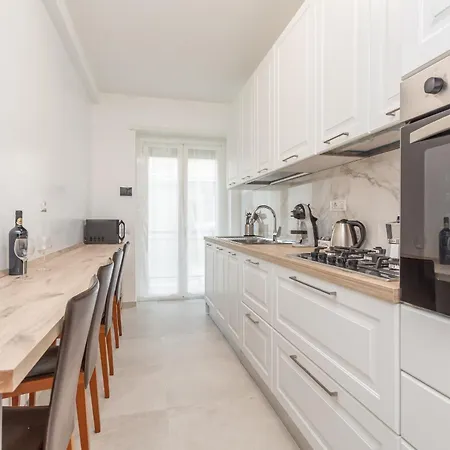 2-bedroom Retreat Near Metro & Parks * Rome