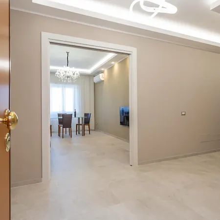 Apartment 2-bedroom Retreat Near Metro & Parks Rome