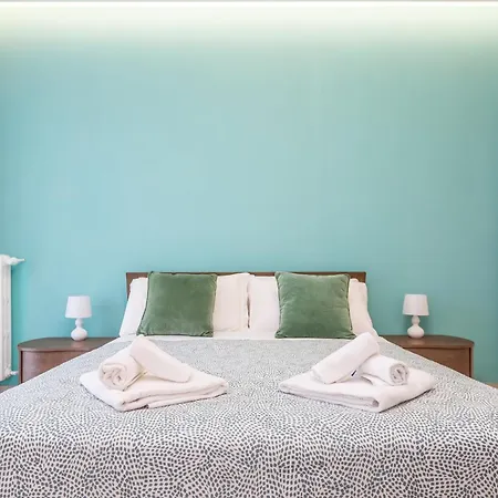 2-bedroom Retreat Near Metro & Parks
