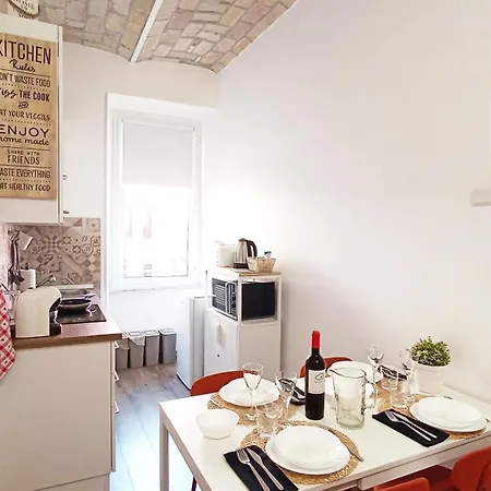 Apartment Mamomi House Rome