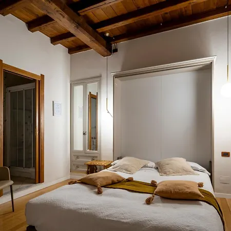 Condotti Affittacamere Roma