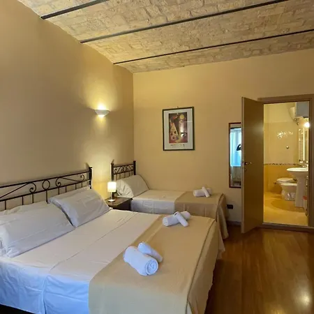 Holiday Suite Roma Apartment *