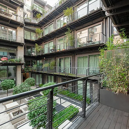 Casa Malupa Luxury Apts. Colosseum Monti Apartment *