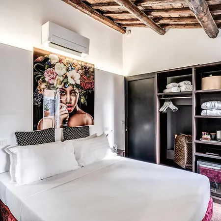 Little Queen Bed & Breakfast Roma