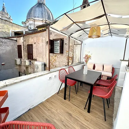 Apartment Navona Penthouse - Attico Vista Cupola 4 Posti