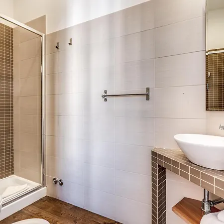 Little Queen Relais Guest house Rome