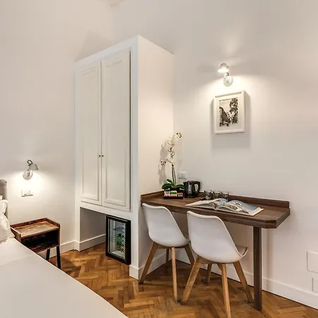 Little Queen Relais 3*