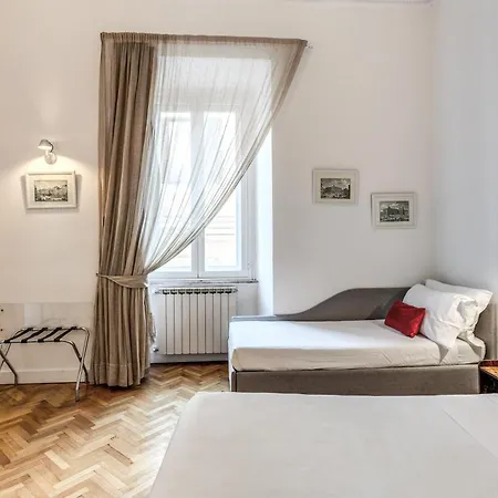 Guest house Little Queen Relais Rome