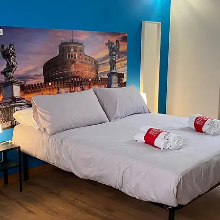 Lola Home, Ostiense * Rome