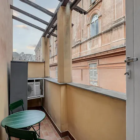 Atrhome Essential Loft Canova Apartamento *