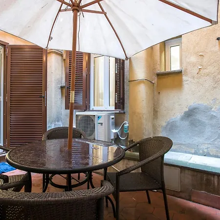 Angelique Boutique Apartment