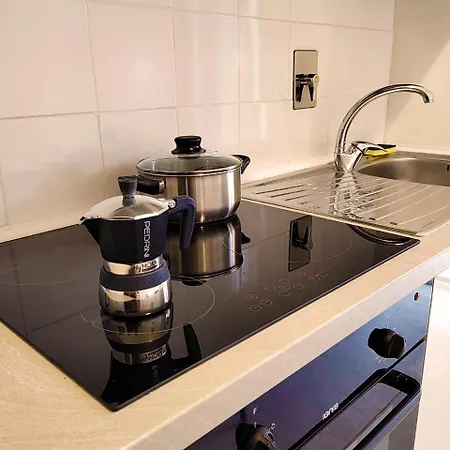 Vivirome - 2 Bedrooms - San Giovanni * Roma
