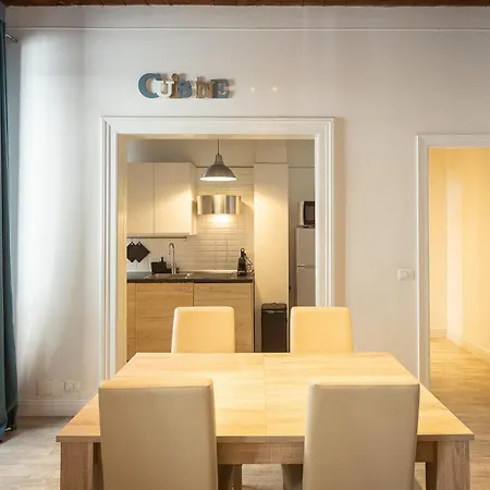 Piazza Navona Lovely Apartment *