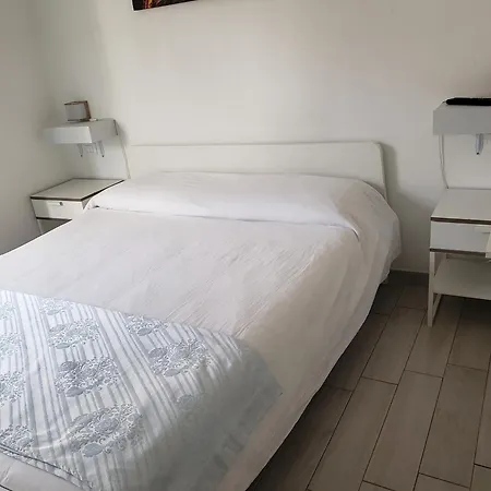 Bed & Breakfast Metro B Fronte Metro