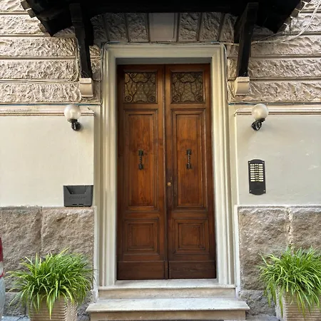 Bbb House Rom