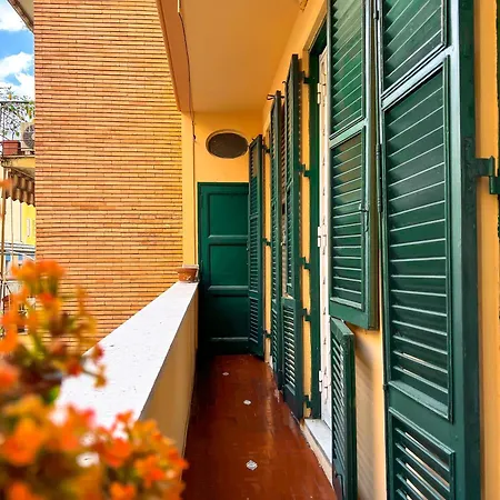 Large House Near The Metro A - Ideal For 6 People In The Center Of Apartment Rome