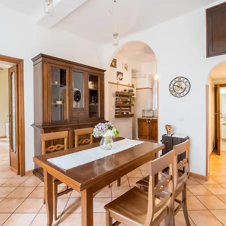 Apartment Fl Al Mattonato N4