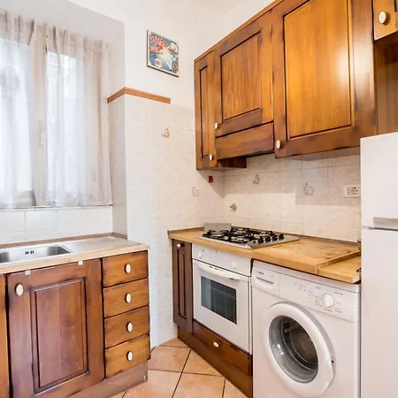Apartment Fl Al Mattonato N4 Rome