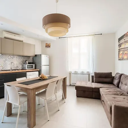 Il Piccolo Borgo Di Trastevere Roma