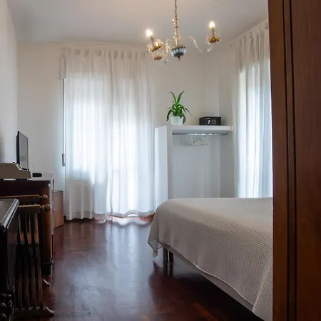 2 Passi Da Bed & Breakfast Roma