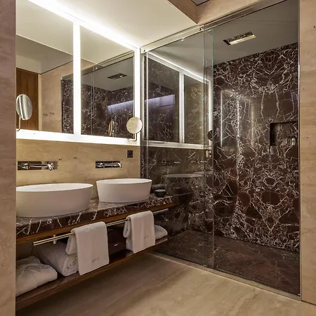 Fendi Private - Small Luxury Of The World 5*