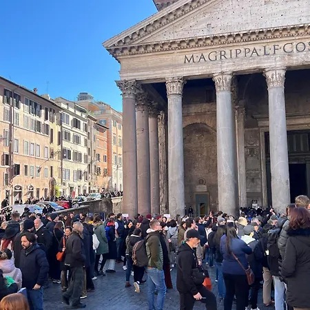 Πανσιόν Affreschi Al Pantheon Ρώμη