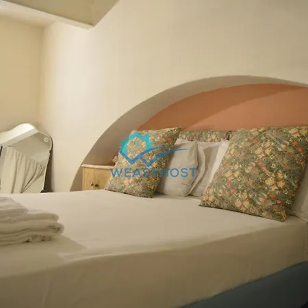 Shabby Loft In Colosseum *