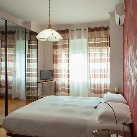 Sara's Nest Near The Vatican Appartement *
