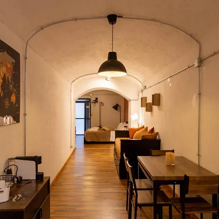Domus Laura Rione Monti Roma