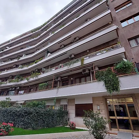 Anno Domini 120 Sqm, Large, Elegant, Near Center Apartment *