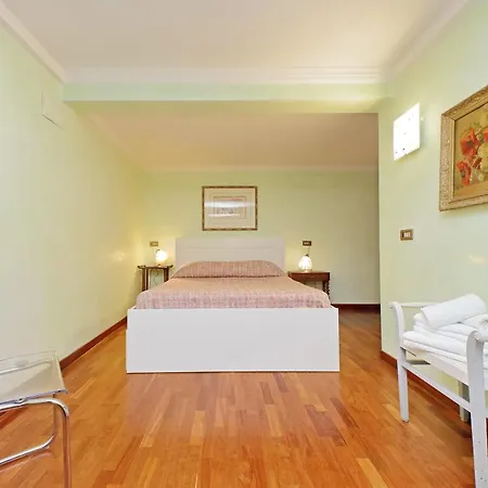 Anno Domini 120 Sqm, Large, Elegant, Near Center Rome