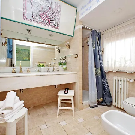 Anno Domini 120 Sqm, Large, Elegant, Near Center Rome