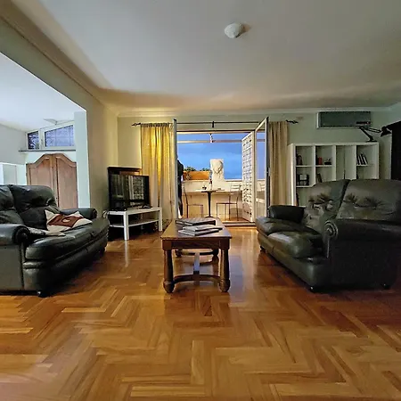 Apartment Anno Domini 120 Sqm, Large, Elegant, Near Center Rome
