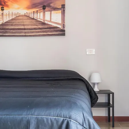 Guest house Travelershome Ciampino&Morena Guesthouse *