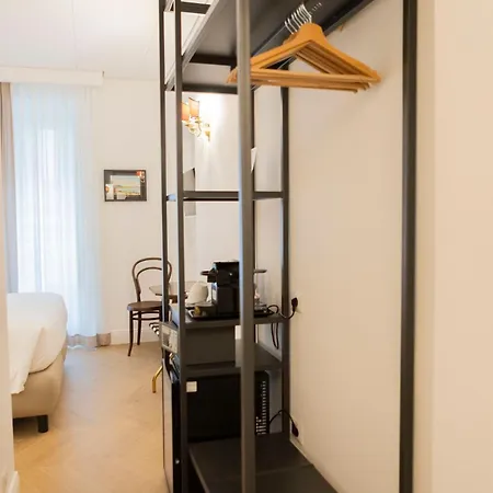 Domus Vitra Guest house Rome