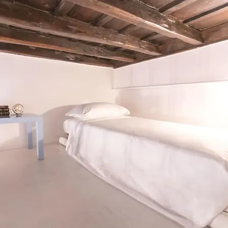 Apartment Dadi Monti Rome
