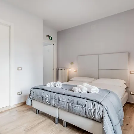 Casacasusuites * Rome