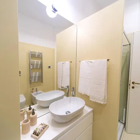 Bernini Stay, Next To Trevi Fountain Apartment *