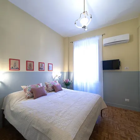 Apartment Bernini Stay, Next To Trevi Fountain
