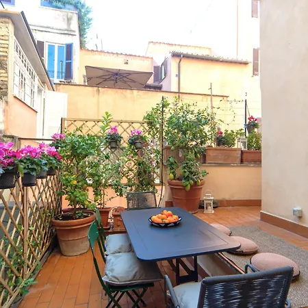 Apartment Bernini Stay, Next To Trevi Fountain