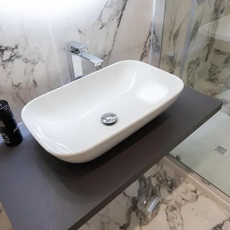 Iron Luxury Roma