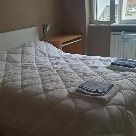 Only For Girls - Lazzaroni House Garden Guest house *