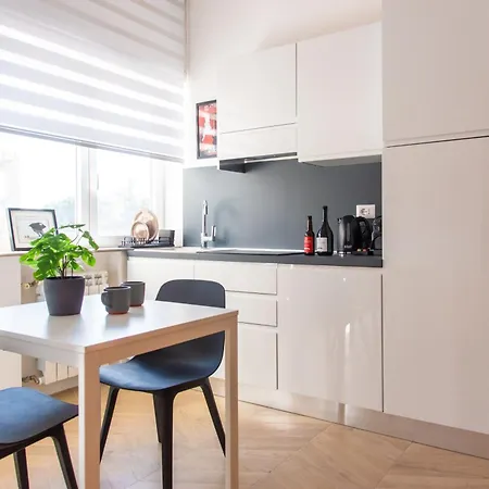 Apartamento Eur Vista Fattori *