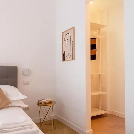 Eur Terrazzo Vista Laghetto Modigliani Apartamento *