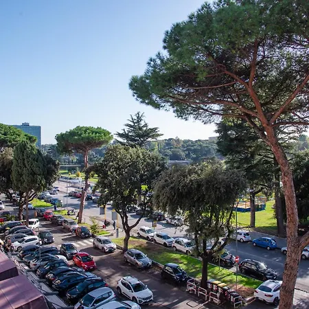 Eur Terrazzo Vista Laghetto Modigliani Apartment Rome