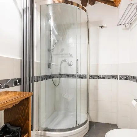 Pavone Centre Romantic * Rome