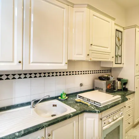Apartamento Garibaldi In Trastevere By Yourhost *