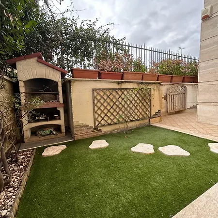 Lux Capannelle Apartment *
