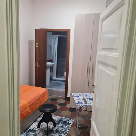 E&a Quarto em Acomodações Particulares